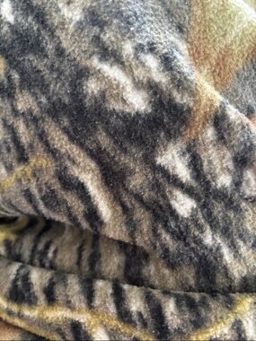 Meet your Posher, Chanel